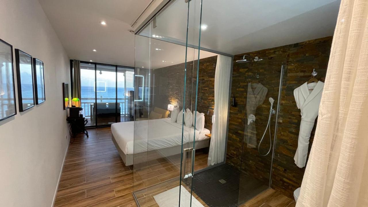Vue Mer & Rocher - Okavango Blue Studio Le Diamant Luaran gambar
